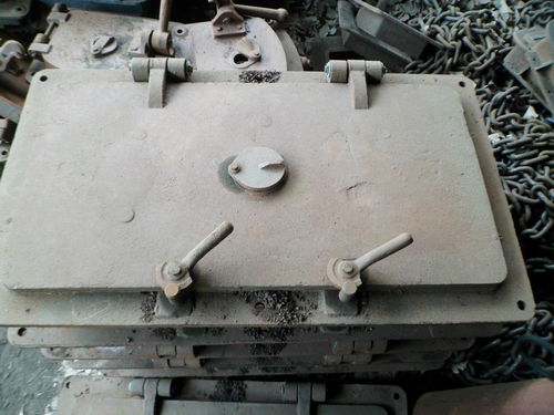 專業(yè)生產循環(huán)流化床鍋爐配件 鍋爐風帽 中心筒 耐熱耐磨合金鋼等爐門